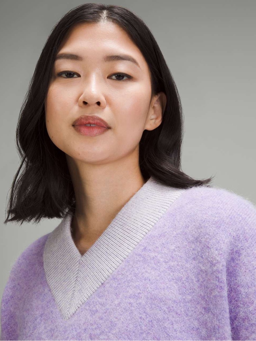 Lululemon Alpaca Wool-Blend V-Neck Sweater Heathered Digital Lavender M - Picture 4 of 9